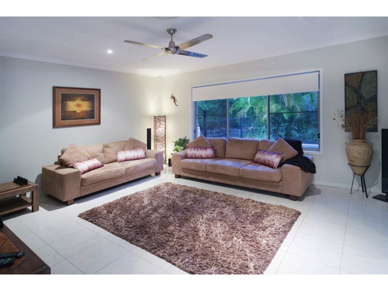 8 Katinka Circuit, Coomera Waters QLD 4209