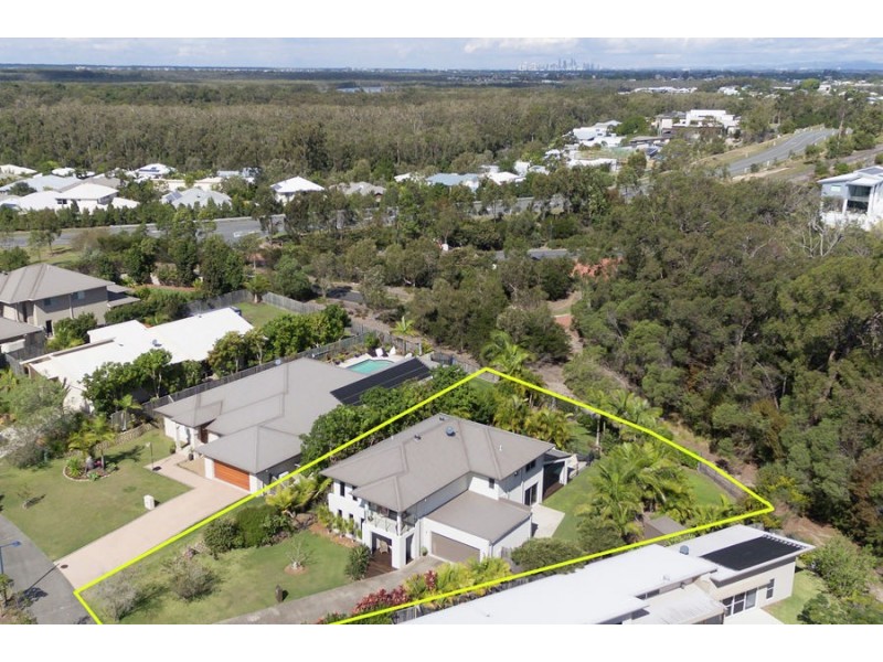 8 Katinka Circuit, Coomera Waters QLD 4209