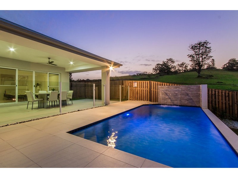 25 Northern Skies Terrace, Maudsland QLD 4210