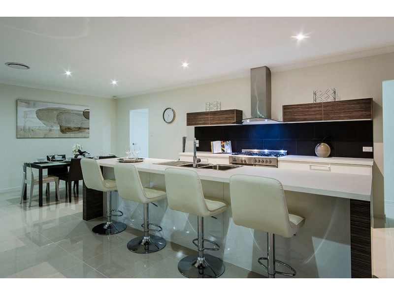 25 Northern Skies Terrace, Maudsland QLD 4210
