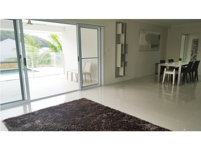 25 Northern Skies Terrace, Maudsland QLD 4210