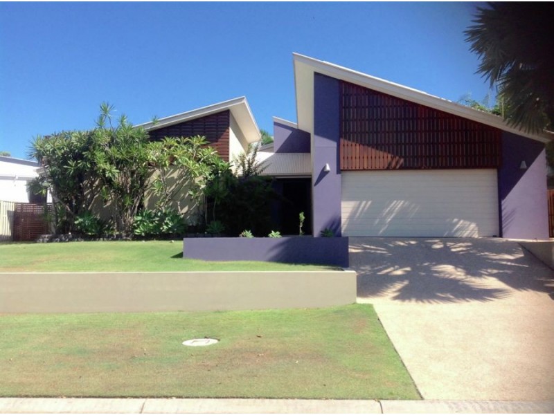 27 Buccaneer Way, Coomera Waters QLD 4209