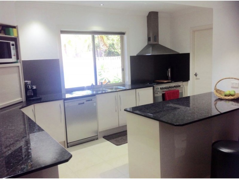 27 Buccaneer Way, Coomera Waters QLD 4209