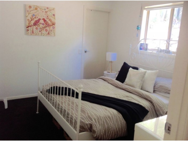 27 Buccaneer Way, Coomera Waters QLD 4209