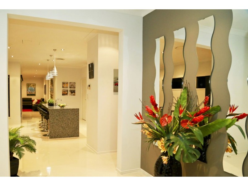 8 Hans Street, Upper Coomera QLD 4209