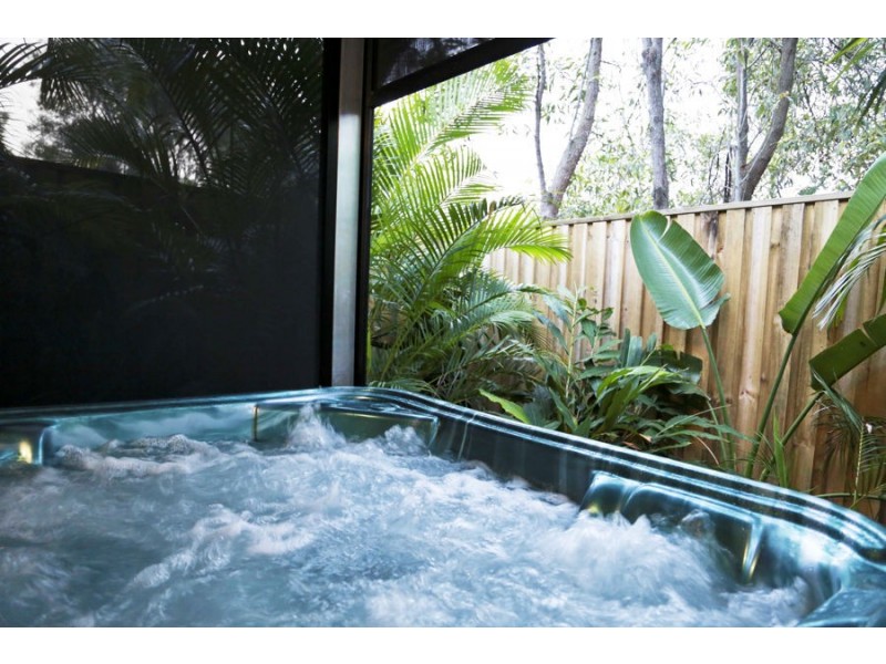 8 Hans Street, Upper Coomera QLD 4209