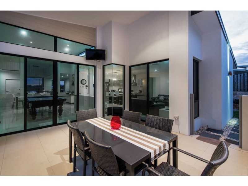 20 Village High Crescent, Coomera Waters QLD 4209