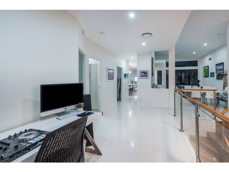 20 Village High Crescent, Coomera Waters QLD 4209