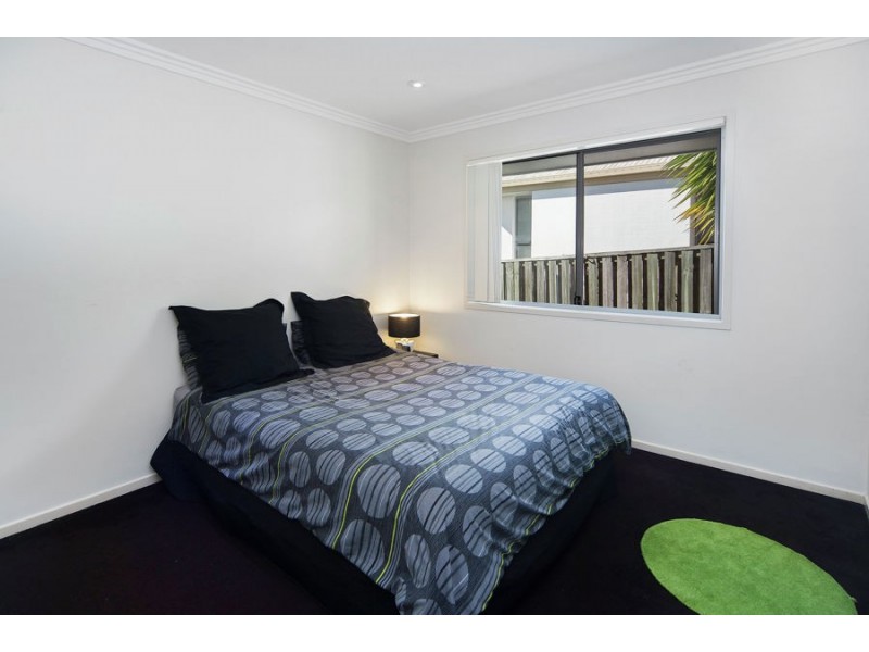 27 Solo Place, Coomera Waters QLD 4209