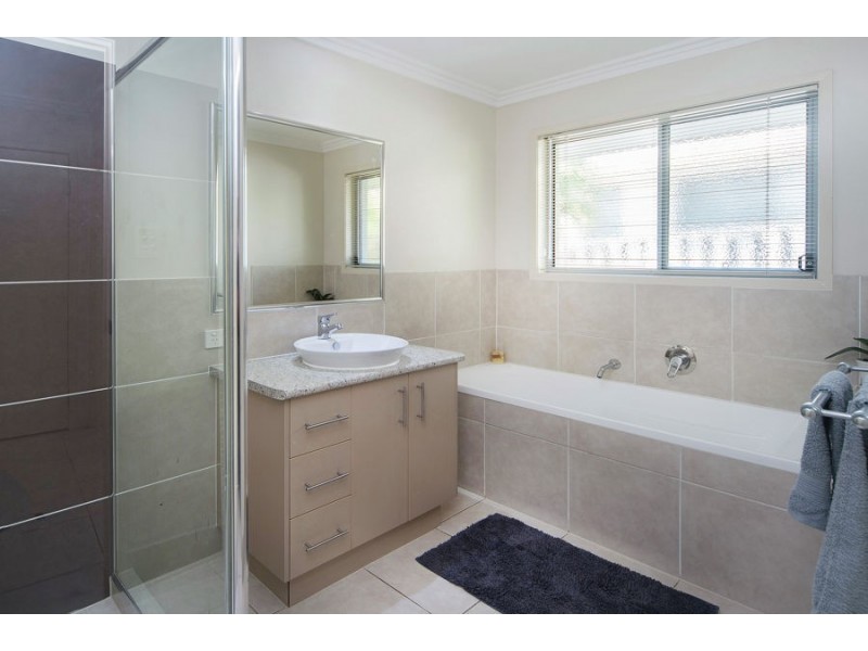 27 Solo Place, Coomera Waters QLD 4209