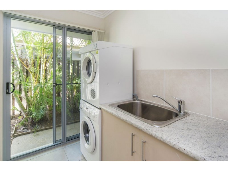 27 Solo Place, Coomera Waters QLD 4209