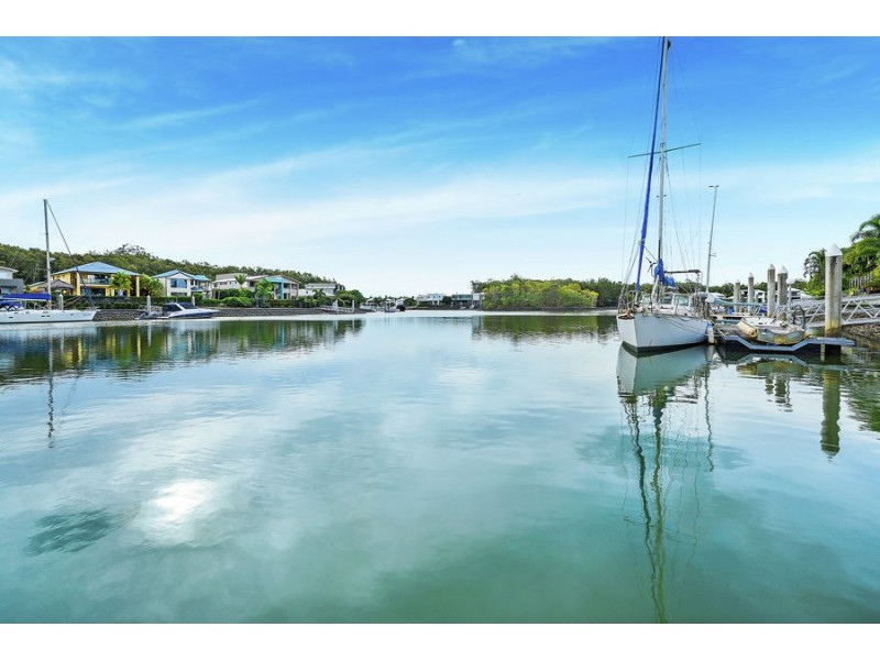 14 Buccaneer Way, Coomera Waters QLD 4209