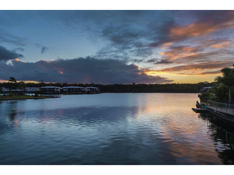 15 Manacor Place, Coombabah QLD 4216