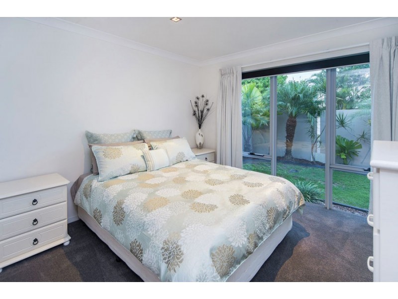 15 Manacor Place, Coombabah QLD 4216