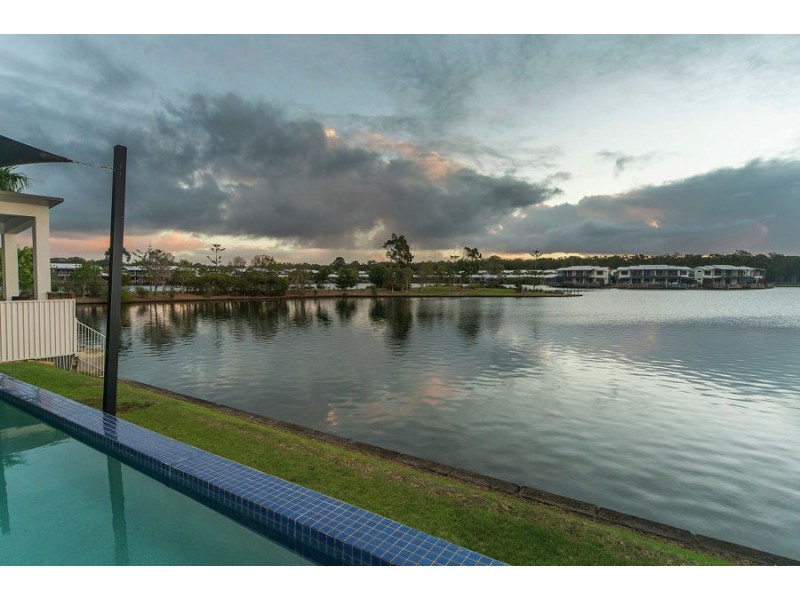 15 Manacor Place, Coombabah QLD 4216