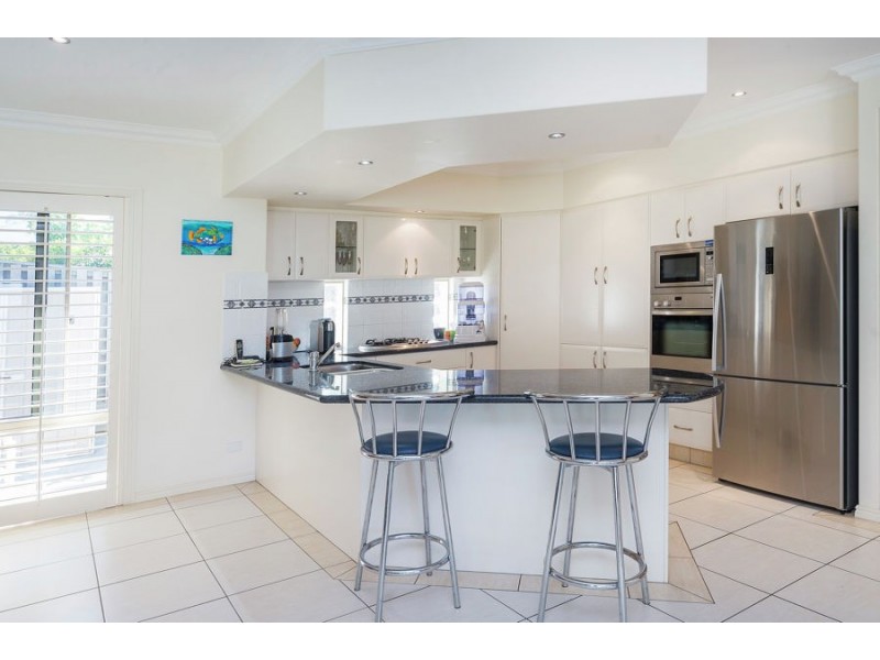 8 Drumbeat Place, Coomera Waters QLD 4209