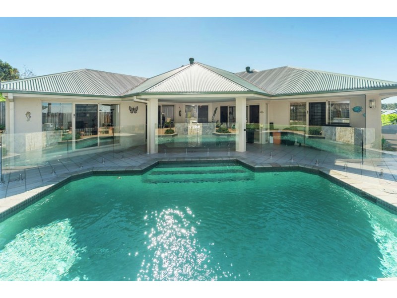 8 Drumbeat Place, Coomera Waters QLD 4209