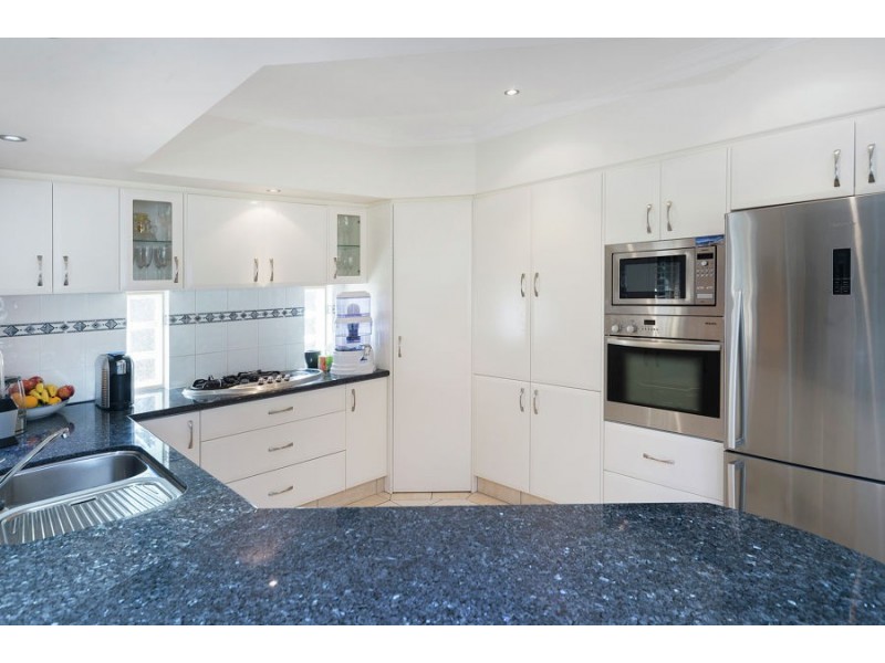 8 Drumbeat Place, Coomera Waters QLD 4209