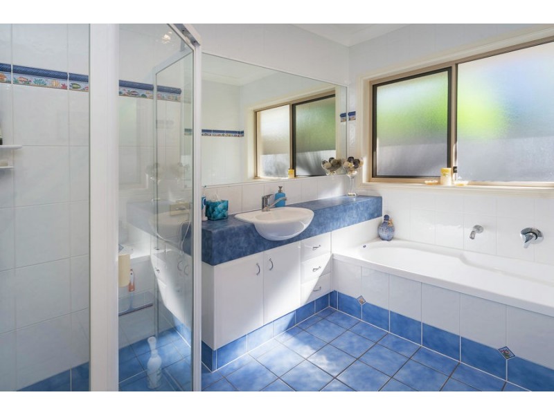 8 Drumbeat Place, Coomera Waters QLD 4209