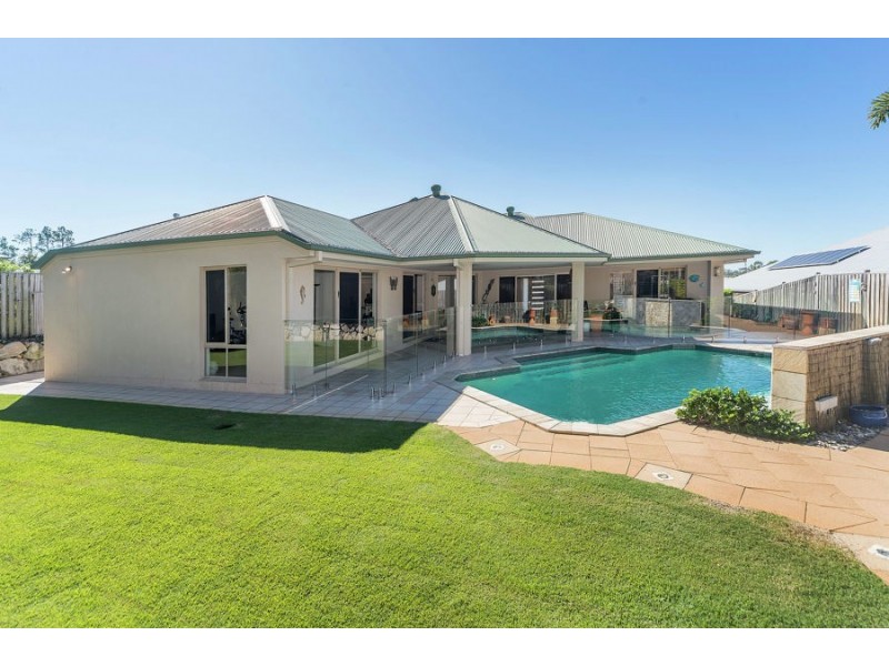 8 Drumbeat Place, Coomera Waters QLD 4209