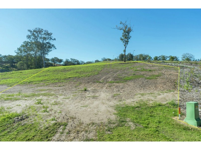 8 Ellida Lane, Coomera Waters QLD 4209