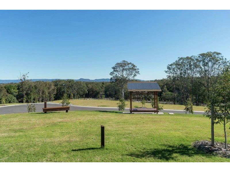 8 Ellida Lane, Coomera Waters QLD 4209