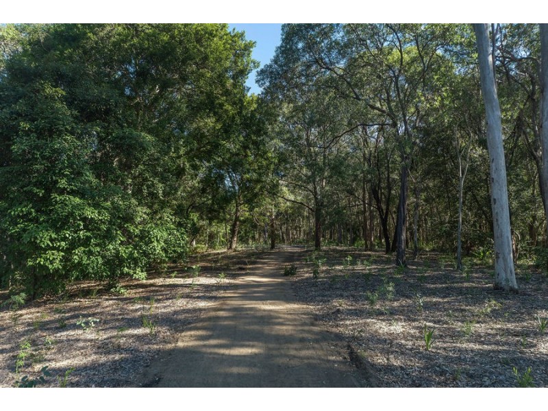 8 Ellida Lane, Coomera Waters QLD 4209