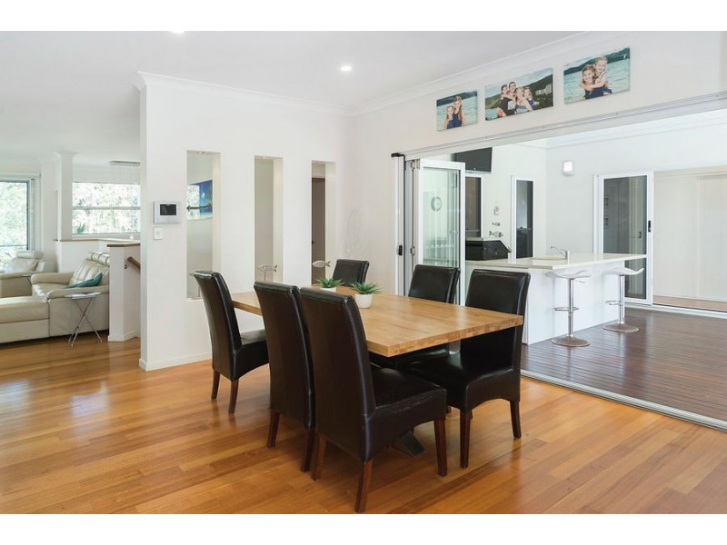 9 Brilliant Lane, Coomera Waters QLD 4209