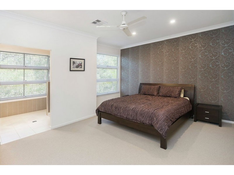 9 Brilliant Lane, Coomera Waters QLD 4209