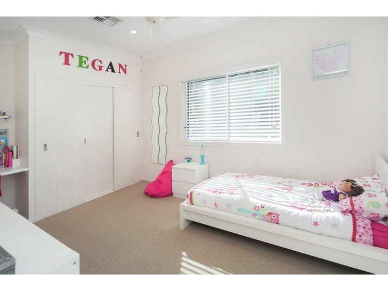 9 Brilliant Lane, Coomera Waters QLD 4209