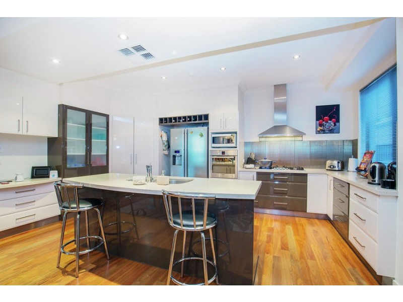 40 Westward Way, Coomera Waters QLD 4209