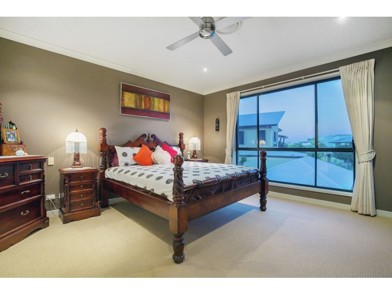 40 Westward Way, Coomera Waters QLD 4209