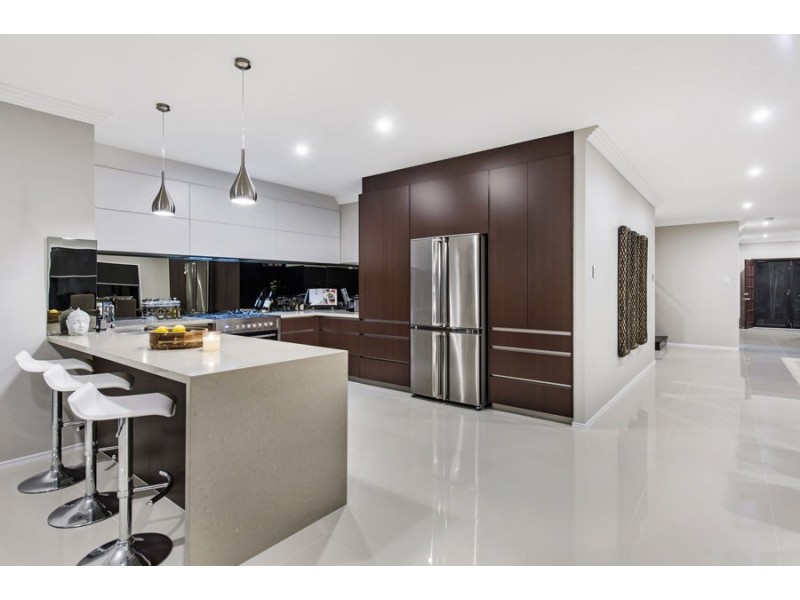 58 Buccaneer Way, Coomera Waters QLD 4209