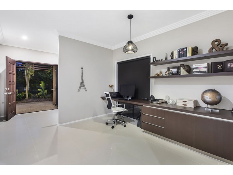 58 Buccaneer Way, Coomera Waters QLD 4209