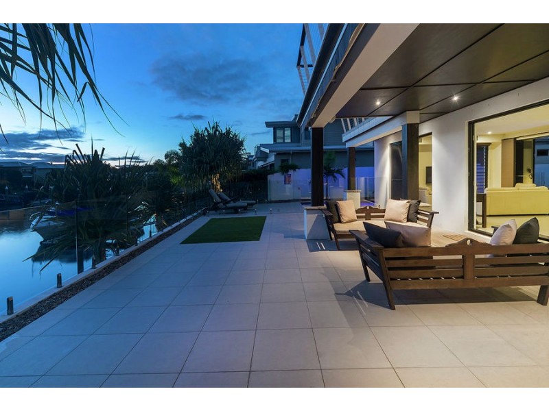 27 Balmara Place, Coomera Waters QLD 4209