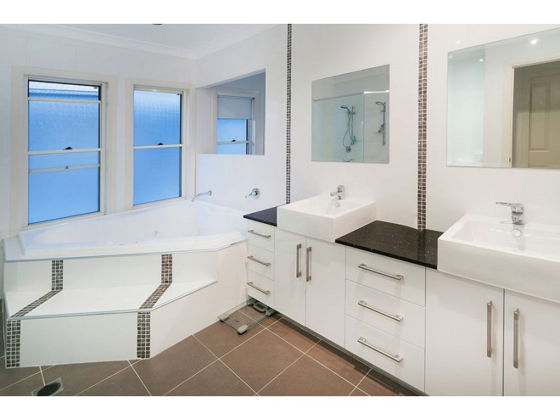 20 Brindabella Close, Coomera Waters QLD 4209