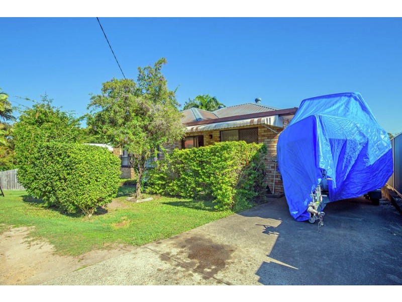 25 Lind Avenue, Southport QLD 4215