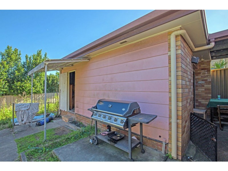 25 Lind Avenue, Southport QLD 4215