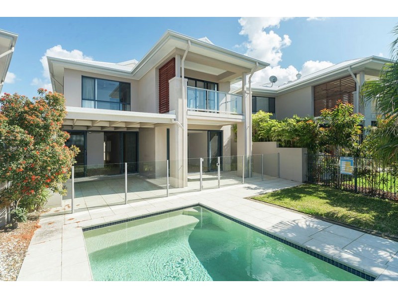 18 Brindabella Close, Coomera Waters QLD 4209