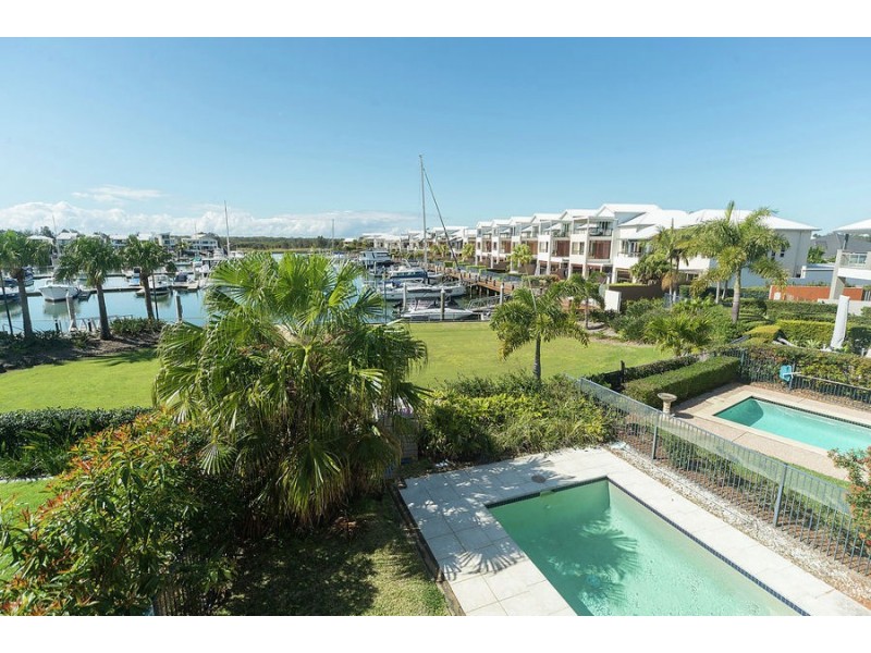 18 Brindabella Close, Coomera Waters QLD 4209