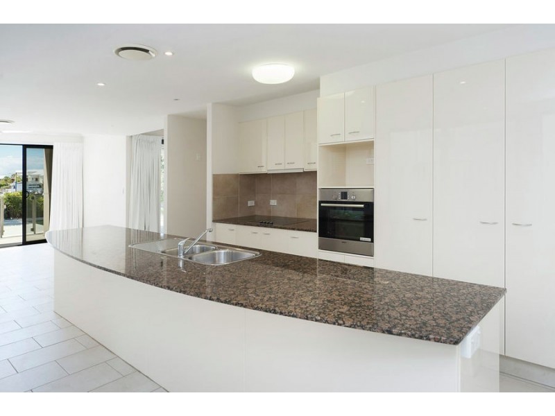 18 Brindabella Close, Coomera Waters QLD 4209
