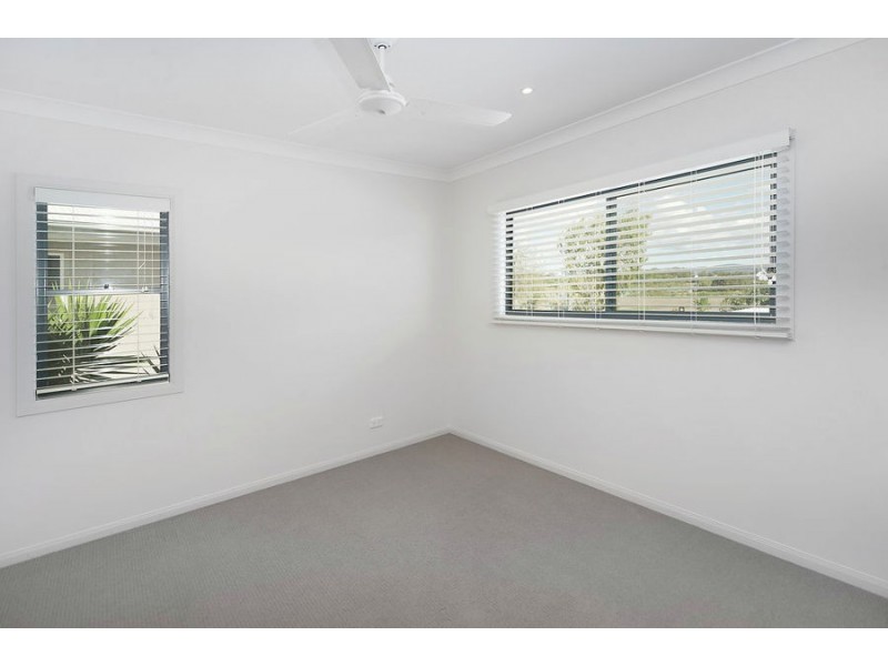 18 Brindabella Close, Coomera Waters QLD 4209