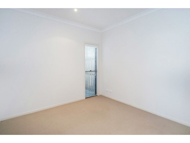 18 Brindabella Close, Coomera Waters QLD 4209
