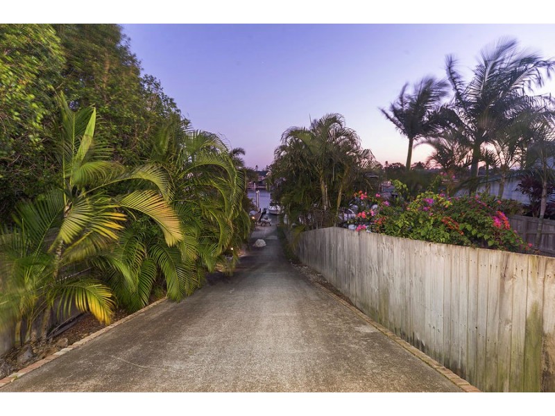 27 Lachlan Drive, Coomera QLD 4209