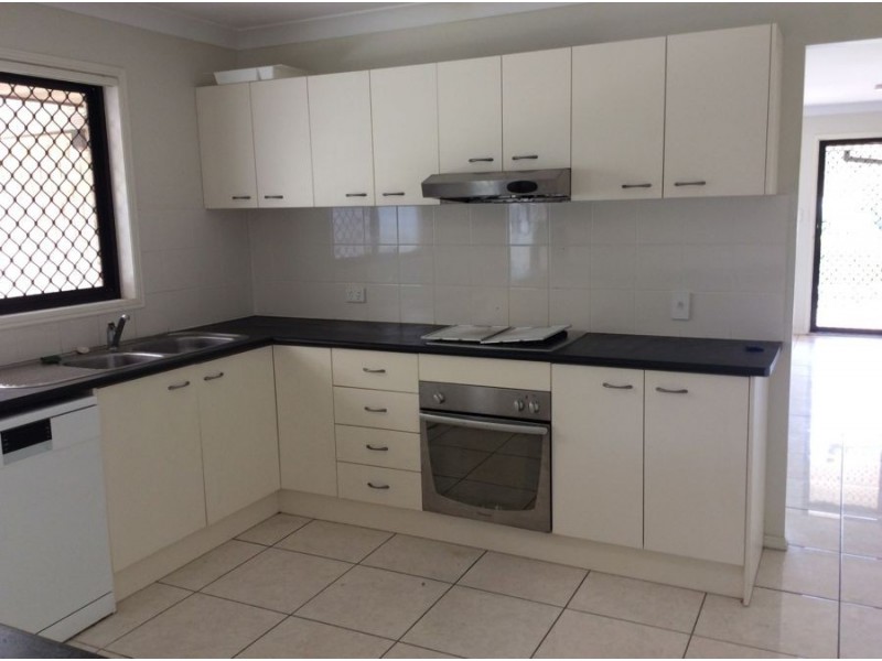 23 Bedivere Drive, Ormeau QLD 4208