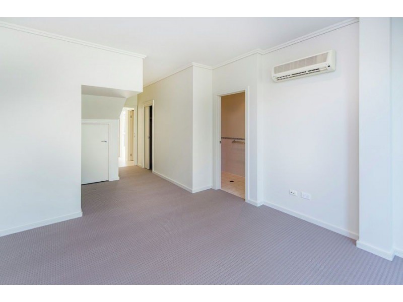 41 Brindabella Cl, Coomera Waters QLD 4209