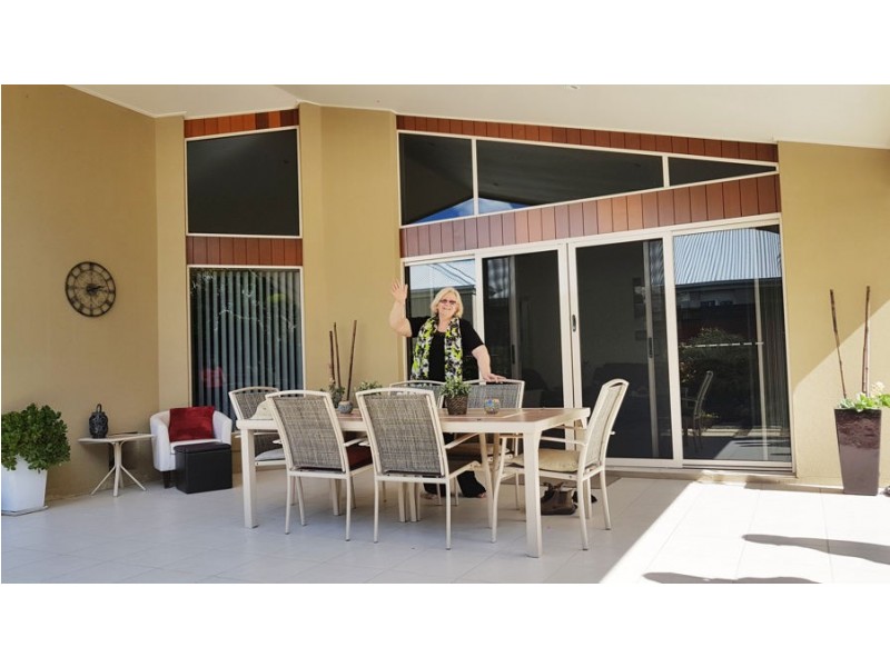 4 Kingtide Lane, Coomera Waters QLD 4209