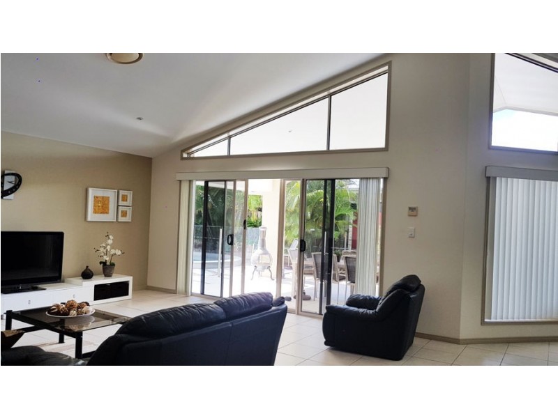 4 Kingtide Lane, Coomera Waters QLD 4209