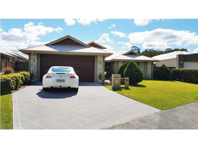 4 Kingtide Lane, Coomera Waters QLD 4209
