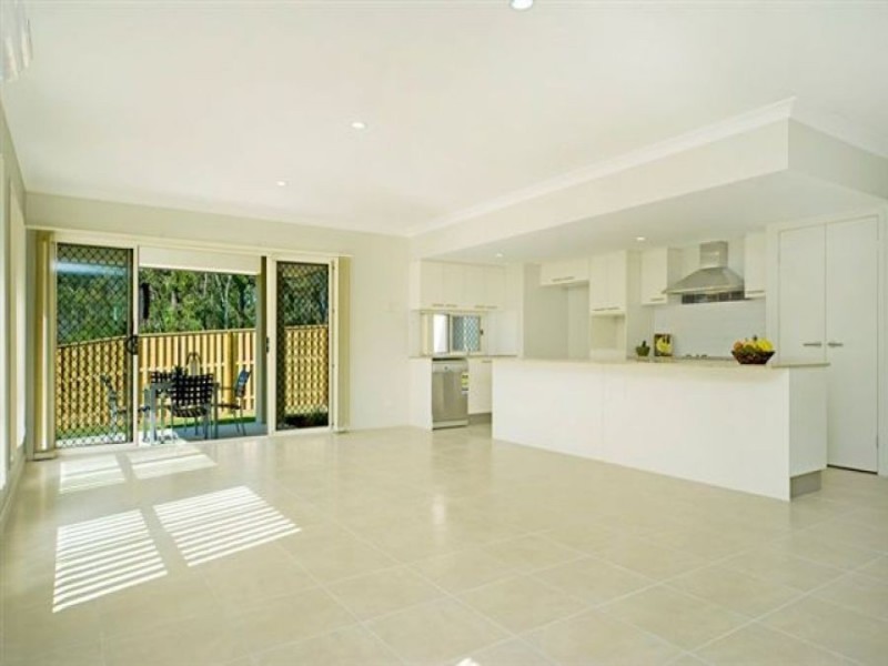 16 Bottletree Cct, Coomera QLD 4209